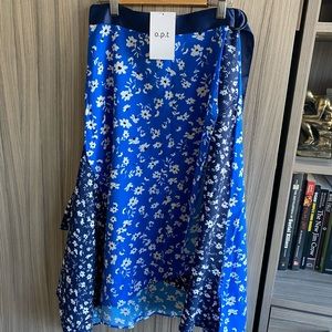 Floral print wrap skirt NWT